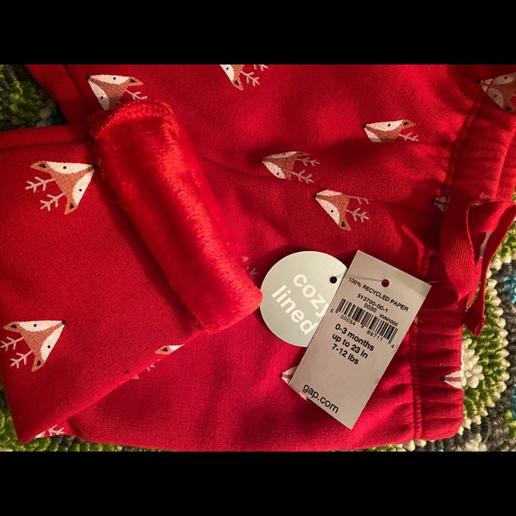 NWT***Baby Gap Christmas/Winter Pants - Picture 2 of 5